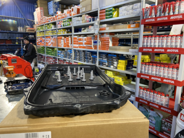 В нашем центре замены масла всегда все в наличии